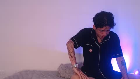 Snapshot of creampie_couple1 chatting on September 29, 2025, 1:00 am CAMILA Y SEBASTIAN online show from September 29, 2025, 1:00 am