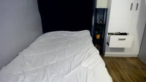 Snapshot of creamy_spot69 chatting on November 4, 2025, 1:27 am Joana online show from November 4, 2025, 1:27 am