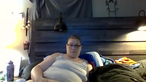 Snapshot of creamymadona chatting on January 18, 2026, 1:26 pm Heather online show from January 18, 2026, 1:26 pm