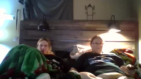 Snapshot of creamymadona chatting on February 19, 2026, 4:08 am Heather online show from February 19, 2026, 4:08 am