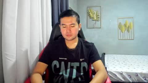 BareCreamyCum online show from February 5, 2025, 7:18 am