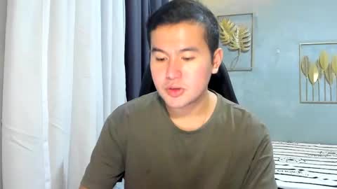 BareCreamyCum online show from February 12, 2025, 7:02 am