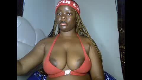 Snapshot of creamypussyxx chatting on June 29, 2026, 10:15 am creamypussyxx online show from June 29, 2026, 10:15 am