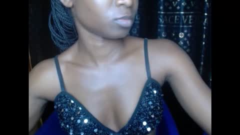 Snapshot of creamyxsugar chatting on September 12, 2025, 12:11 am creamyxsugar online show from September 12, 2025, 12:11 am