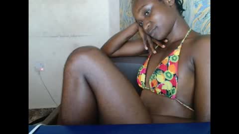 Snapshot of creamyxsugar chatting on September 27, 2025, 6:40 am creamyxsugar online show from September 27, 2025, 6:40 am