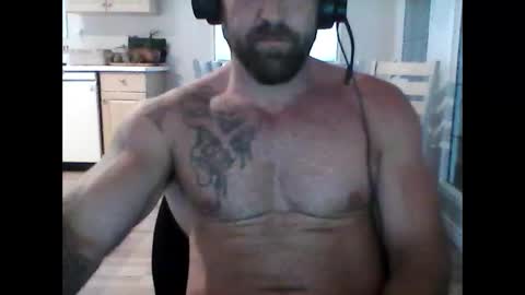 Snapshot of creatureofbeauty chatting on May 3, 2026, 2:50 am creatureofbeauty online show from May 3, 2026, 2:50 am