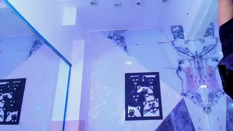 crhistofer_ online show from June 26, 2026, 6:51 am