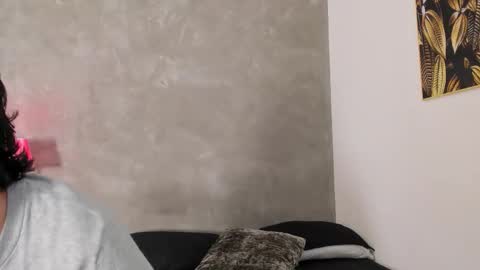 cris sasha online show from March 18, 2026, 11:46 am