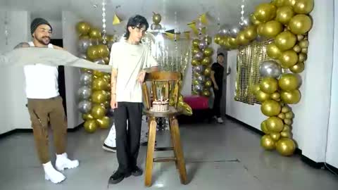 Snapshot of crismens chatting on January 19, 2025, 9:11 am crismens online show from January 19, 2025, 9:11 am