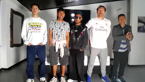 Snapshot of crismens chatting on October 2, 2025, 11:39 am crismens online show from October 2, 2025, 11:39 am