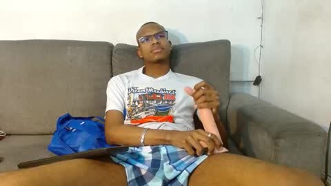 Snapshot of criss_zuri chatting on October 27, 2025, 11:58 am criss_zuri online show from October 27, 2025, 11:58 am