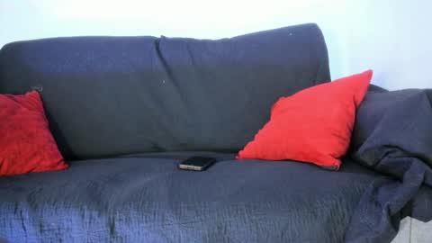 Snapshot of criss_zuri chatting on February 9, 2026, 12:31 pm criss_zuri online show from February 9, 2026, 12:31 pm