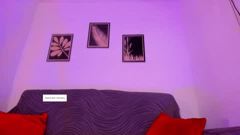 criss_zuri online show from March 26, 2026, 12:00 pm