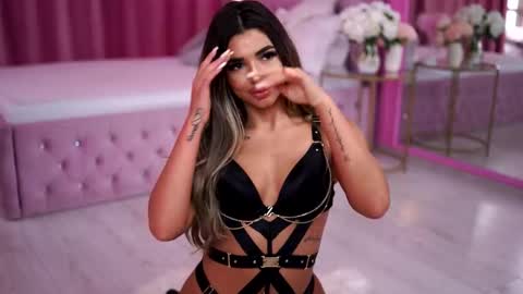 Crissy online show from February 21, 2026, 1:01 pm