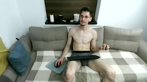 Crista-Elio online show from May 12, 2026, 6:16 pm