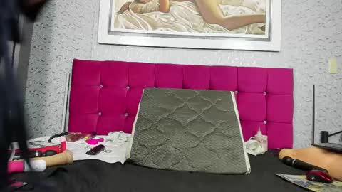 Cristal online show from September 10, 2025, 3:01 pm