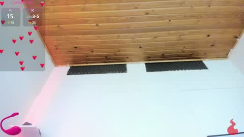 Snapshot of cristal__hot_1 chatting on January 27, 2025, 7:14 am Cristal online show from January 27, 2025, 7:14 am