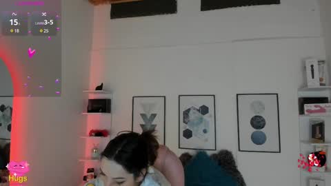 Snapshot of cristal__hot_1 chatting on March 8, 2025, 4:23 am Cristal online show from March 8, 2025, 4:23 am