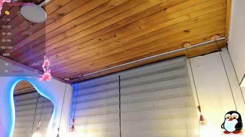 Snapshot of cristal__hot_1 chatting on September 14, 2025, 4:00 am Cristal online show from September 14, 2025, 4:00 am