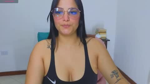 Snapshot of cristal_hot07 chatting on May 28, 2026, 10:51 pm Cristal online show from May 28, 2026, 10:51 pm
