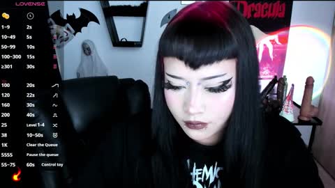 Snapshot of cristal_kosh chatting on November 11, 2025, 9:59 pm Cris online show from November 11, 2025, 9:59 pm