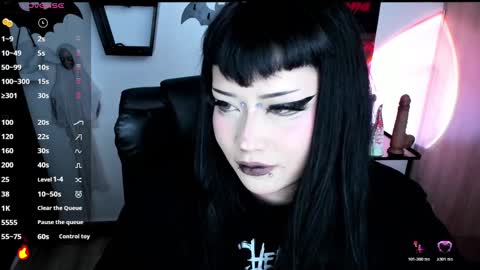 Cris online show from November 22, 2025, 11:15 pm