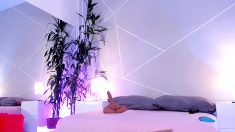 Snapshot of cristal_princess_ chatting on January 15, 2025, 6:54 am Cristal online show from January 15, 2025, 6:54 am