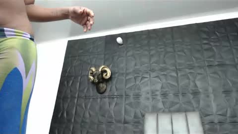 Snapshot of cristal_smith06 chatting on December 29, 2024, 9:28 am Hanna online show from December 29, 2024, 9:28 am