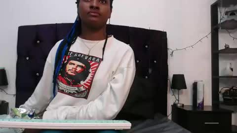 Snapshot of cristal_smith06 chatting on January 4, 2025, 1:52 am Hanna online show from January 4, 2025, 1:52 am