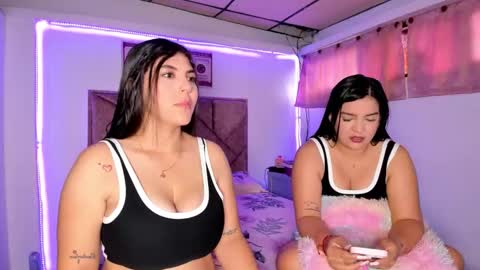 cristal_smith20 online show from February 21, 2026, 1:45 pm