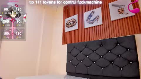 Snapshot of cristale69 chatting on October 15, 2025, 2:33 am cristale69 online show from October 15, 2025, 2:33 am