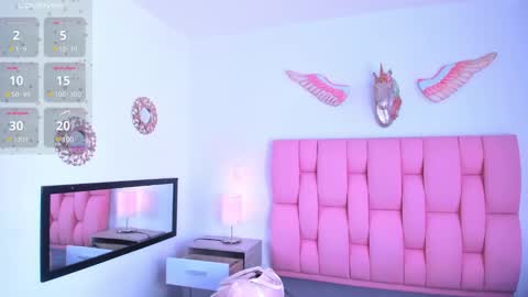 cristal online show from March 9, 2025, 1:37 pm