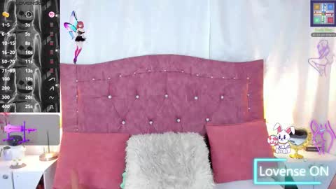 Cristal Sofia online show from November 4, 2025, 12:59 pm