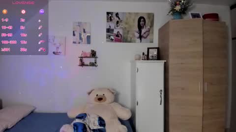 veronika online show from February 23, 2026, 3:26 am