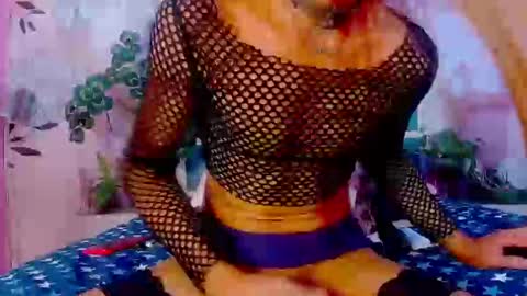 Snapshot of cristhy_huge_cockts chatting on September 20, 2025, 11:39 pm cristhy_huge_cockts online show from September 20, 2025, 11:39 pm