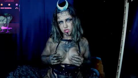 Snapshot of cristina_blue21 chatting on October 28, 2025, 10:41 am Cristina online show from October 28, 2025, 10:41 am