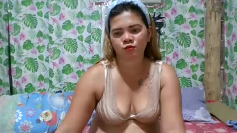 Snapshot of cristine316 chatting on February 24, 2025, 8:49 am cristine316 online show from February 24, 2025, 8:49 am