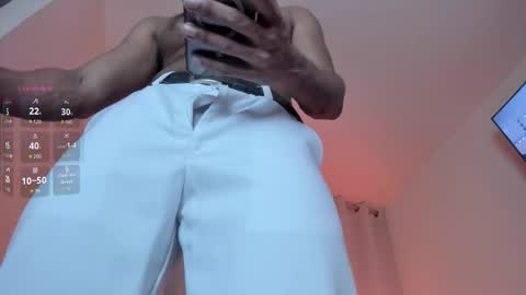 Snapshot of criston_monrrone chatting on November 11, 2025, 3:50 am Criston online show from November 11, 2025, 3:50 am