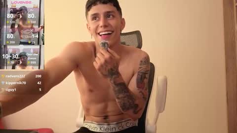 Snapshot of cristopher23_ chatting on September 21, 2025, 1:02 pm cristopher23 online show from September 21, 2025, 1:02 pm