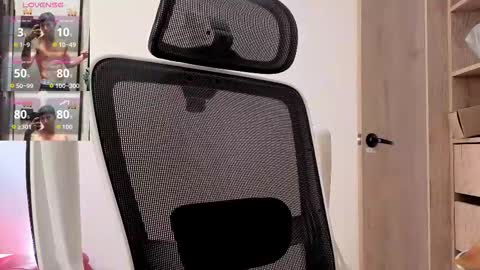 Snapshot of cristopher23_ chatting on October 21, 2025, 2:51 pm cristopher23 online show from October 21, 2025, 2:51 pm