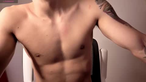 Snapshot of cristopher23_ chatting on October 27, 2025, 11:47 am cristopher23 online show from October 27, 2025, 11:47 am