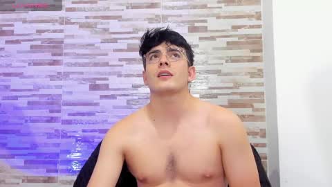 Snapshot of cristopher_russo chatting on May 15, 2026, 10:50 pm CRISTOPHER online show from May 15, 2026, 10:50 pm