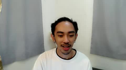 Snapshot of crocodale chatting on September 16, 2025, 5:03 pm crocodale online show from September 16, 2025, 5:03 pm