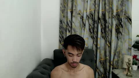 Snapshot of crocodale chatting on September 24, 2025, 9:34 am crocodale online show from September 24, 2025, 9:34 am