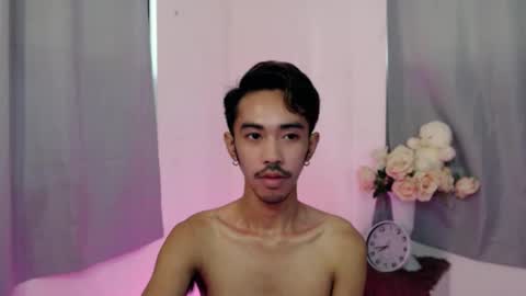 Snapshot of crocodale chatting on October 12, 2025, 5:17 am crocodale online show from October 12, 2025, 5:17 am