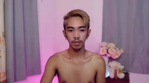 Snapshot of crocodale chatting on October 29, 2025, 4:09 pm crocodale online show from October 29, 2025, 4:09 pm