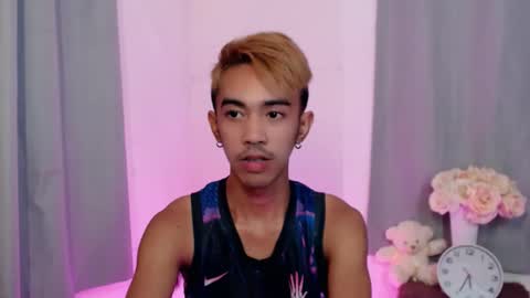 Snapshot of crocodale chatting on November 11, 2025, 2:06 pm crocodale online show from November 11, 2025, 2:06 pm