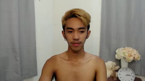 crocodale online show from November 22, 2025, 10:47 am