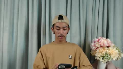 crocodale online show from March 6, 2026, 12:01 pm