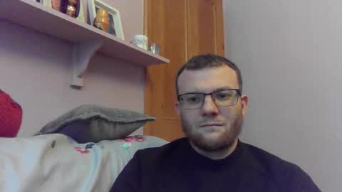 Snapshot of cropper4fun chatting on November 8, 2025, 3:45 pm Cropper online show from November 8, 2025, 3:45 pm